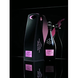 Veuve Clicquot Ponsardin La Grande Dame 2004 Rose 75cl giftbox